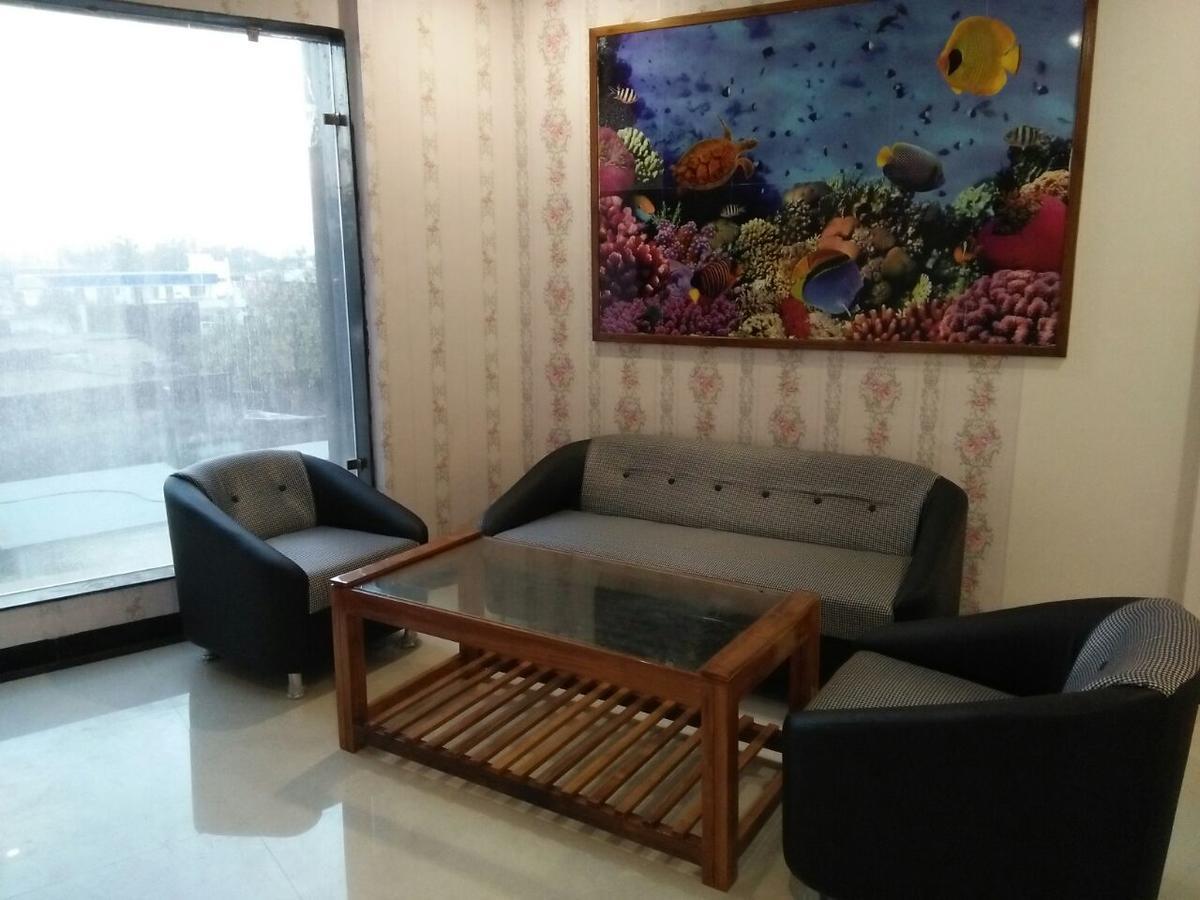 Rewa Residency Hotel Exterior photo